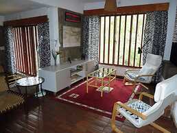 Villa Rock Stop Falls