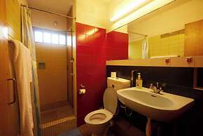 Villa Rock Stop Falls