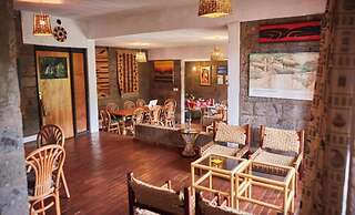 Villa Rock Stop Falls