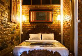 Baanthep Antique Homestay