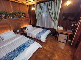 Baanthep Antique Homestay