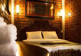 Baanthep Antique Homestay