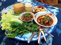 Baanthep Antique Homestay