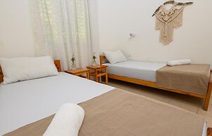 Jordan Valley Birding Lodge