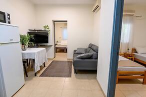 Jordan Valley Birding Lodge