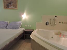 Jordan Valley Birding Lodge