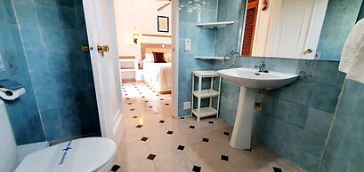 Granada Apartments Ibiza