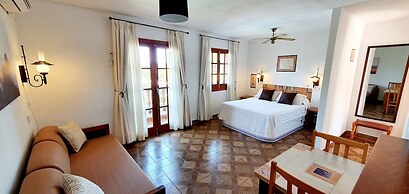 Granada Apartments Ibiza