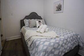 5 BR for 10! Prime Spot Near FR QT by YouRent!