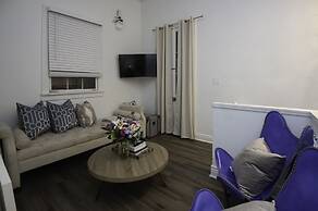 Elegant NOLA Chateau: Prime Spot - By YouRent