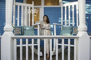 Elegant NOLA Chateau: Prime Spot - By YouRent