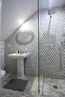 Elegant NOLA Chateau: Prime Spot - By YouRent