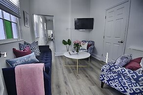 Best Location! 4 BR! Next to French QT by YouRent