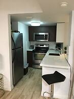 BEST DEAL! 2BR Modern Beachfront Ocean Drive WiFi