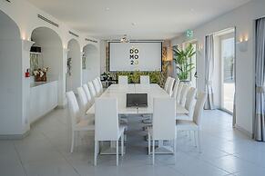 Domo20 Hotel & Sky Bar