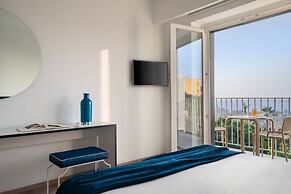 Domo20 Hotel & Sky Bar