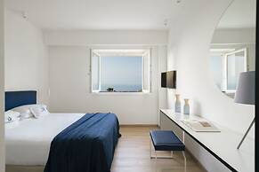 Domo20 Hotel & Sky Bar