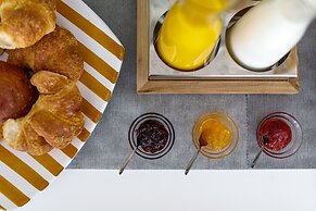 Domo20 Hotel & Sky Bar