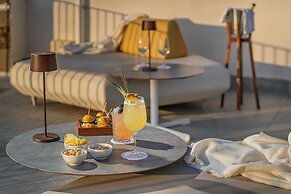 Domo20 Hotel & Sky Bar