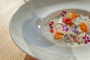 Domo20 Hotel & Sky Bar