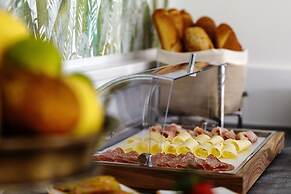 Domo20 Hotel & Sky Bar