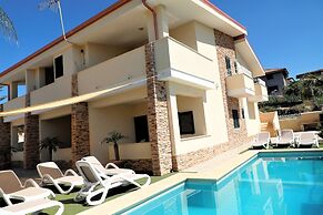 Villa Paglianiti - Your Family Residence
