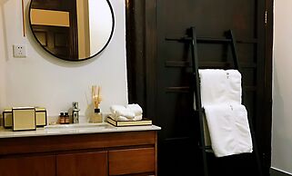 Yi Garden Cultural Hotel Disney Branch