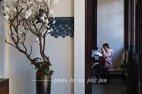 Yi Garden Cultural Hotel Disney Branch