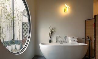 Yi Garden Cultural Hotel Disney Branch