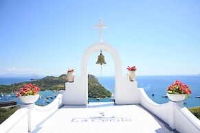 La Cecile Hotel and Cafe Komodo