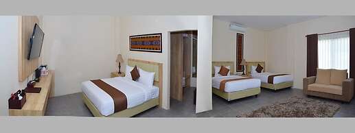 La Cecile Hotel and Cafe Komodo