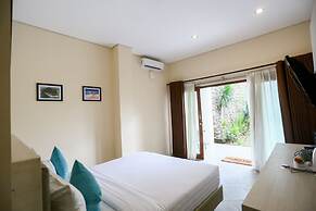 La Cecile Hotel and Cafe Komodo