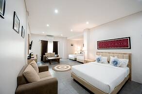 La Cecile Hotel and Cafe Komodo