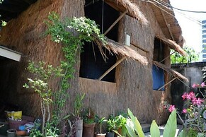 New Phiman Riverview Guesthouse - Hostel