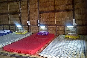 New Phiman Riverview Guesthouse - Hostel