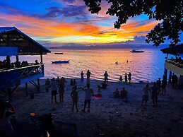 Neptune Diving Resort Moalboal