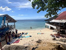 Neptune Diving Resort Moalboal