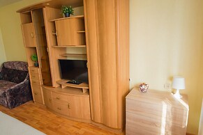 Inndays Apartment on Buninskaya Alleya