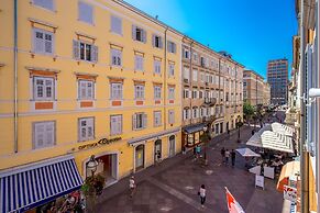 Main Street Apartments