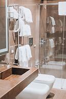 Caruso Place Boutique & Wellness Suites