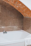 Caruso Place Boutique & Wellness Suites