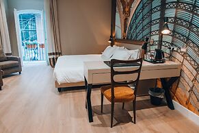 Caruso Place Boutique & Wellness Suites