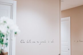 Caruso Place Boutique & Wellness Suites