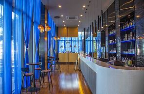 Sanya Serenity Coast Marina Hotel