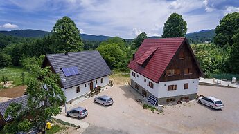 Rustic Lodge Plitvice