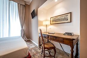 Cerretani Palace Luxury B&B