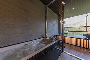 Okuhita Onsen Umehibiki