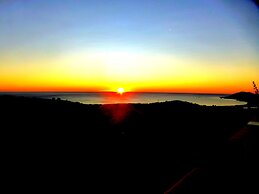 Comino Alto Agriturismo e  Appartamenti