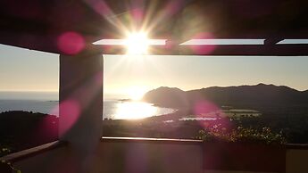 Comino Alto Agriturismo e  Appartamenti