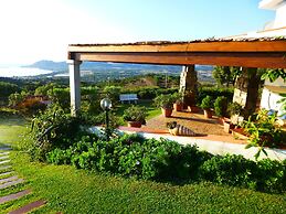 Comino Alto Agriturismo e  Appartamenti